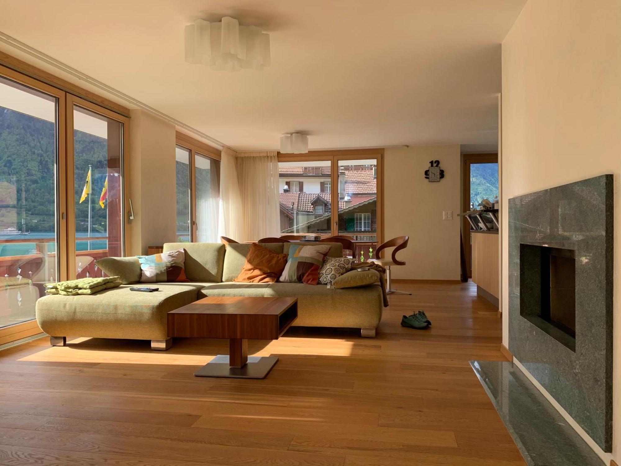 Seehaus Lake View 3-Bedroom Apartment Iseltwald Exteriör bild